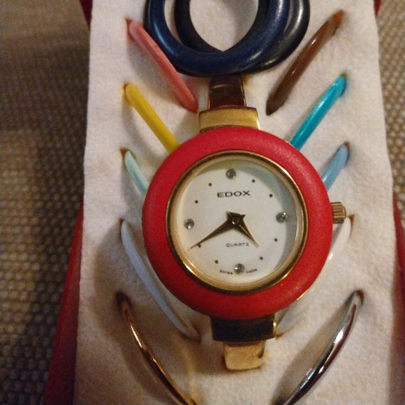 ❤️Ladies EDOX COCKTAIL 14 Bezel Bangle Watch Swiss Comes in Box - Picture 2 of 9